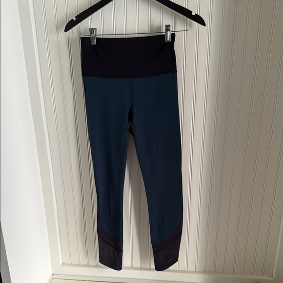 Lululemon Ready Set Go 7/8 Tight (25") Legging Submarine / Black - Picture 3 of 11